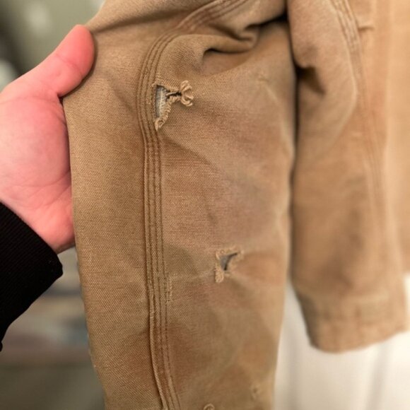 Distressed Hooded Carhart Lined Sherpa Work Jacket - Picture 7 of 12